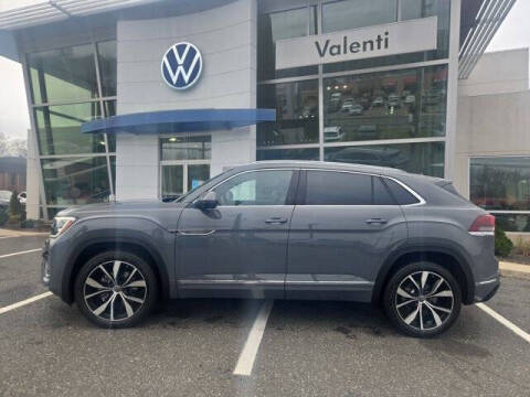 2026 Volkswagen Atlas Cross Sport SEL Premium R-Line 4Motion