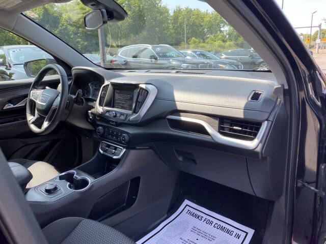 2022 GMC Terrain SLE