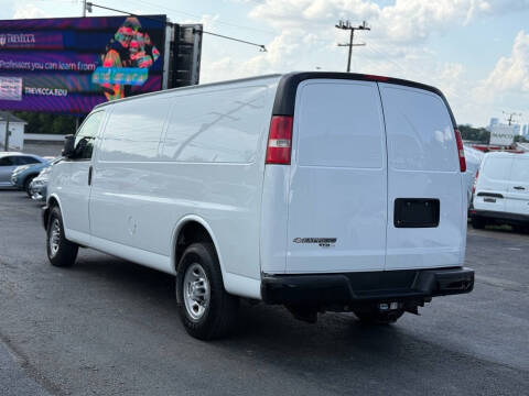 2019 Chevrolet Express 2500