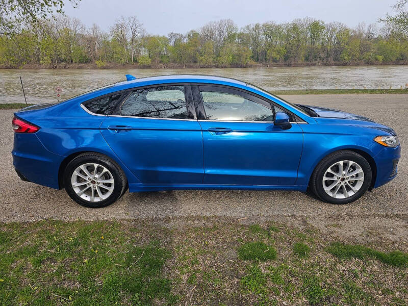 Used 2020 Ford Fusion SE with VIN 3FA6P0HD7LR218377 for sale in Terre Haute, IN