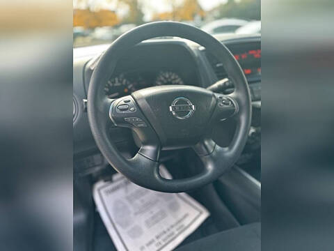 2016 Nissan Pathfinder