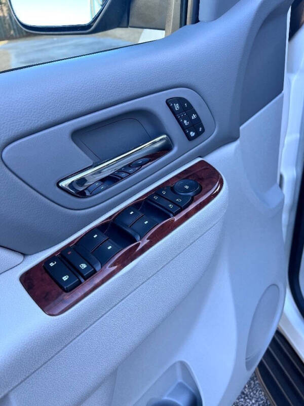 2013 GMC Yukon XL SLT