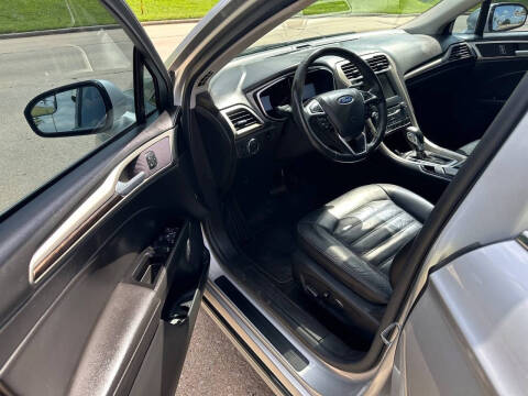 2013 Ford Fusion SE