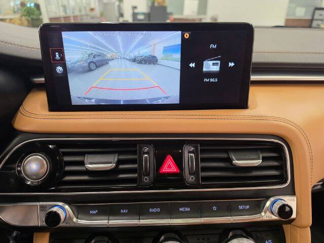 2022 Genesis G70