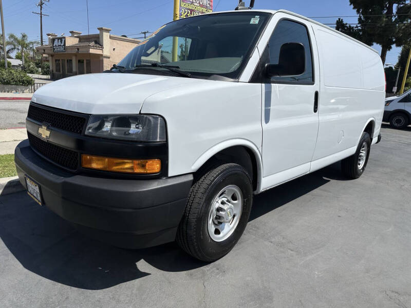 2022 Chevrolet Express 2500