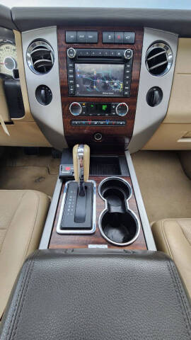 2011 Ford Expedition XLT