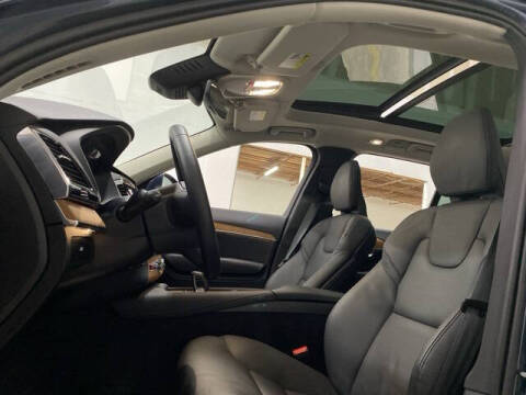 2025 Volvo XC90 B6 Plus Bright Theme 7P