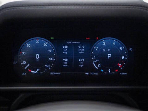 2024 Land Rover Defender 130 P400 Outbound