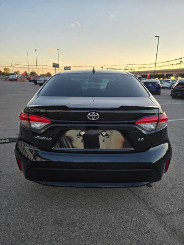 2022 Toyota Corolla LE