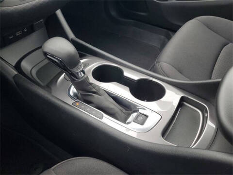 2025 Chevrolet Malibu LS