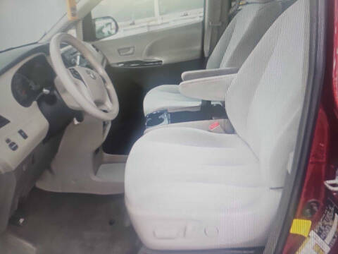 2013 Toyota Sienna