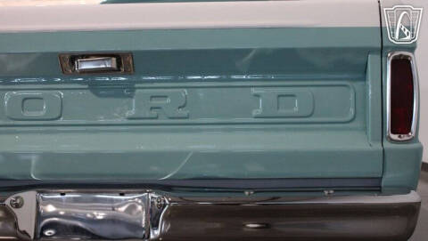 1965 Ford F-100