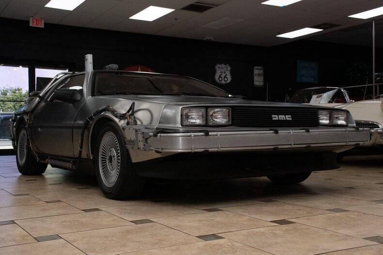 1981 DeLorean DMC-12