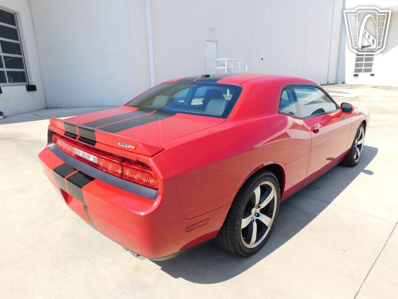 2011 Dodge Challenger SRT8 392