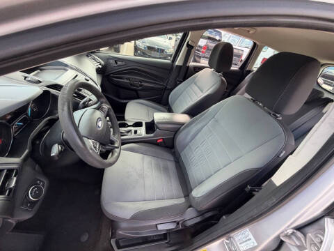 2017 Ford Escape S