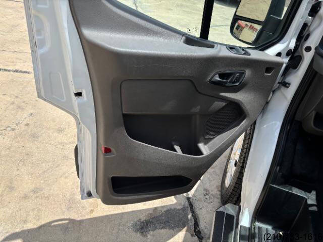 2025 Ford Transit