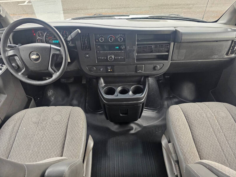 2016 Chevrolet Express 3500