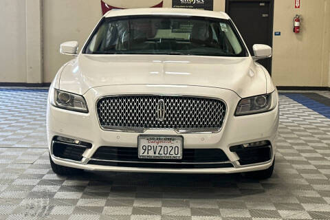 2017 Lincoln Continental Select