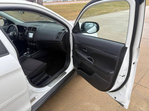 2017 Mitsubishi Outlander Sport 2.4 SE