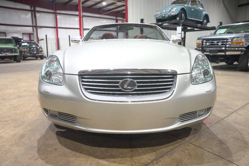 2004 Lexus SC 430