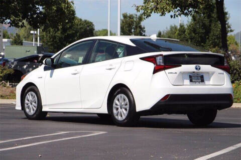 2019 Toyota Prius LE