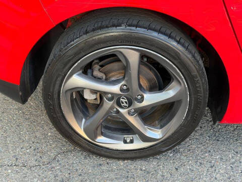 2019 Hyundai Veloster