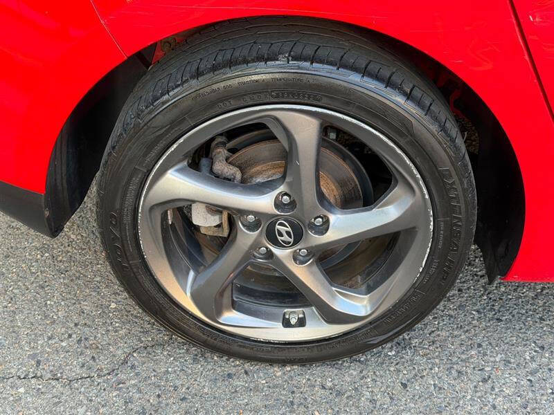 2019 Hyundai Veloster