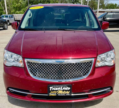 2015 Chrysler Town and Country Touring