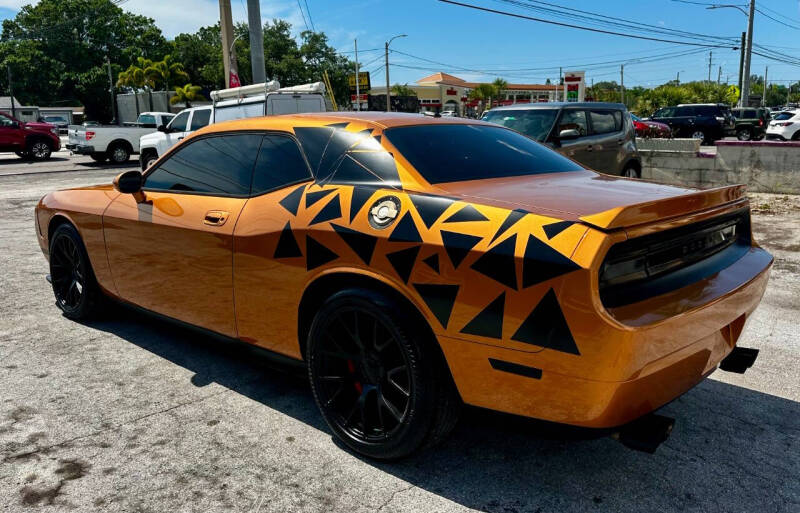 2010 Dodge Challenger SRT8