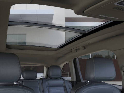 2025 Lincoln Nautilus Reserve