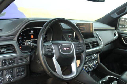 2023 GMC Yukon XL SLT