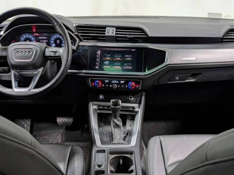 2020 Audi Q3 quattro S line Prem Plus 45 TFSI