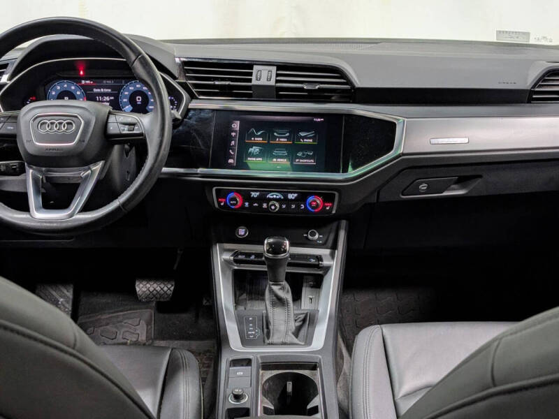 2020 Audi Q3 quattro S line Prem Plus 45 TFSI