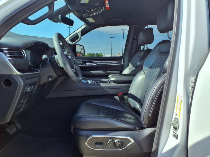 2024 Jeep Wagoneer