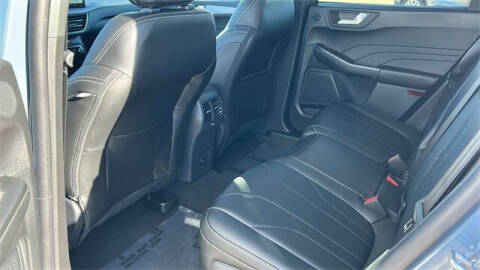 2025 Ford Escape Hybrid Platinum