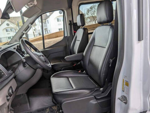 2024 Ford Transit 250