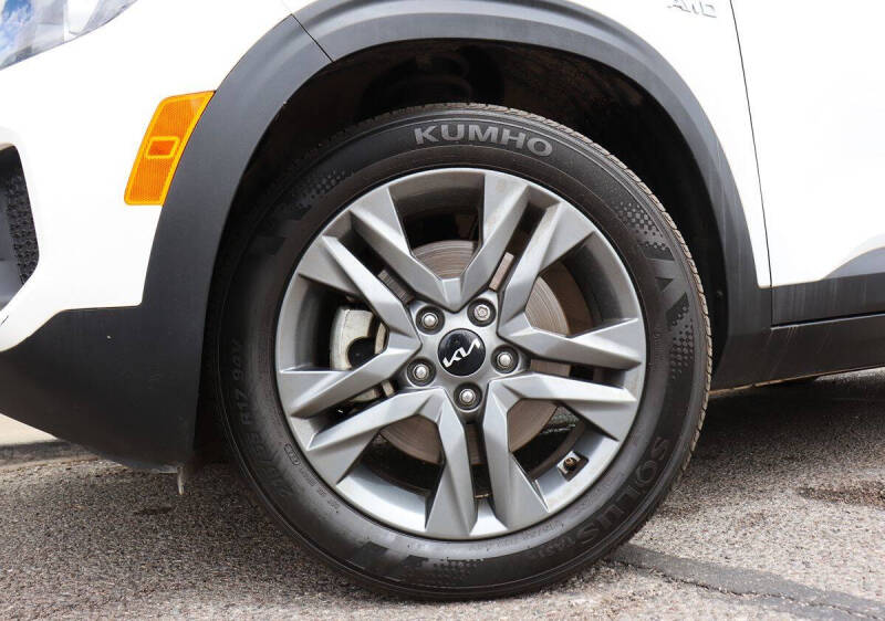 2023 Kia Seltos LX