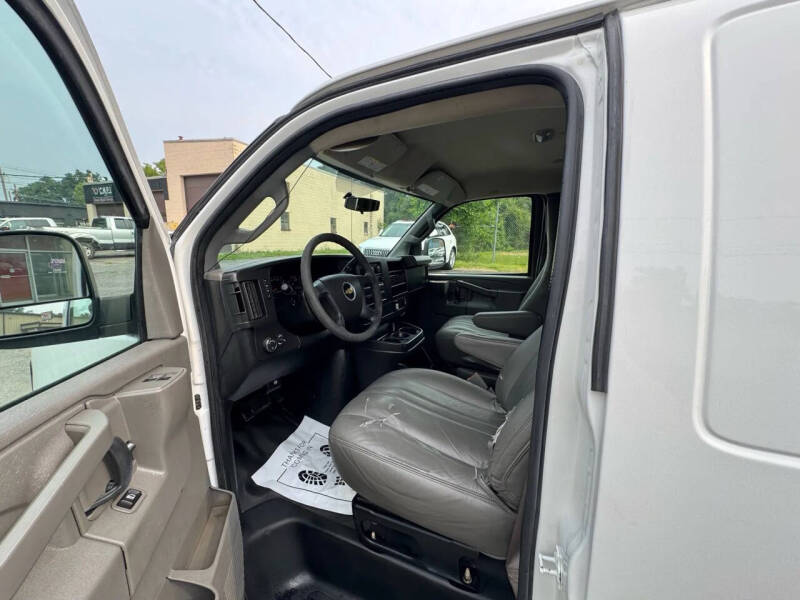 2017 Chevrolet Express 2500