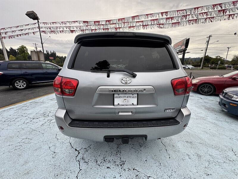 2013 Toyota Sequoia SR5