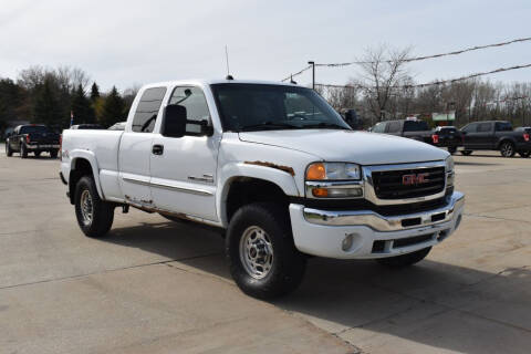 2004 GMC Sierra 2500HD for sale at Sandusky Auto Sales in Sandusky MI