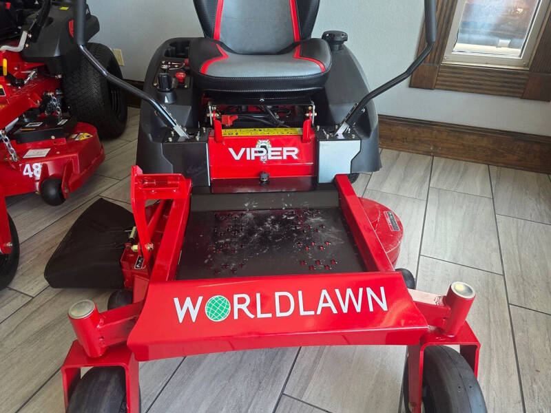2026 WORLDLAWN 42" VIPER