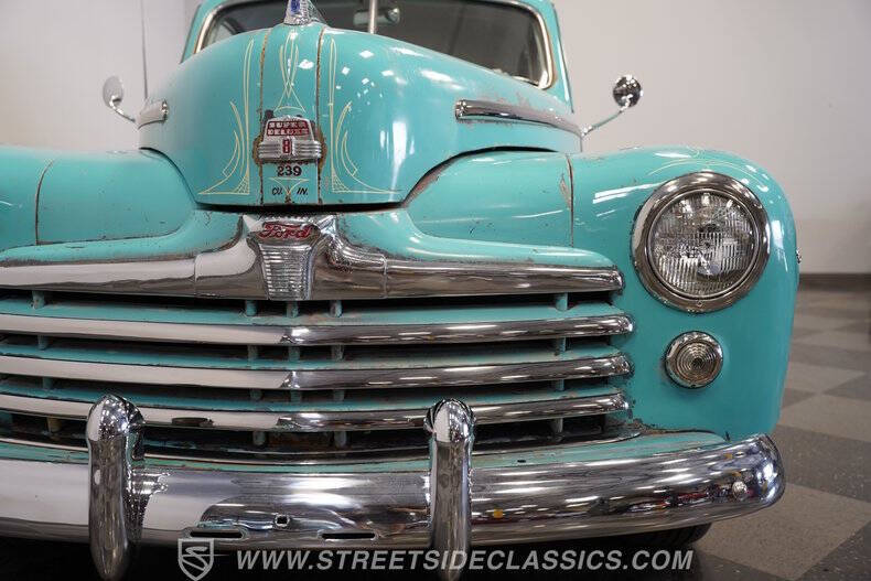 1948 Ford Deluxe