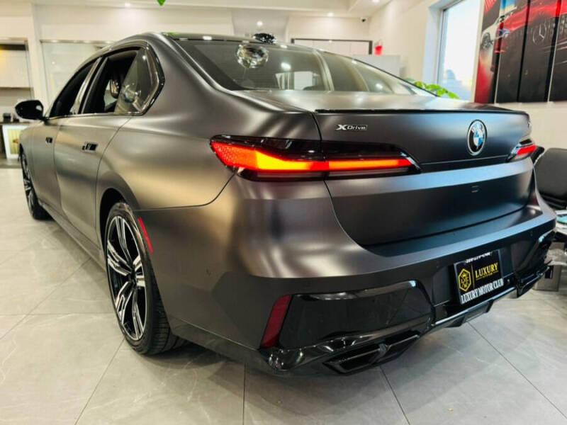 2023 BMW 7 Series 760i xDrive
