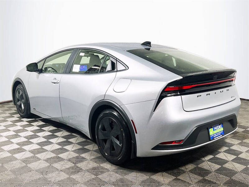 2026 Toyota Prius LE