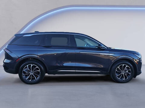 2024 Lincoln Nautilus Hybrid Premiere