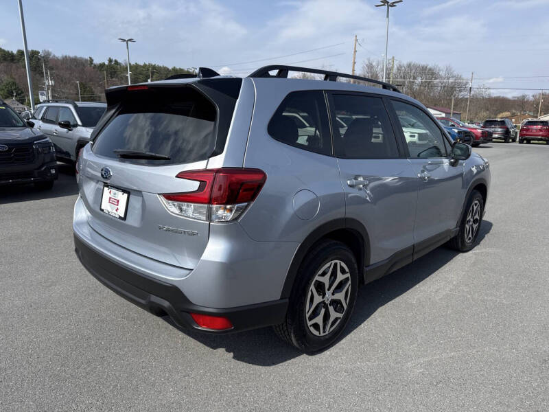 2024 Subaru Forester Premium