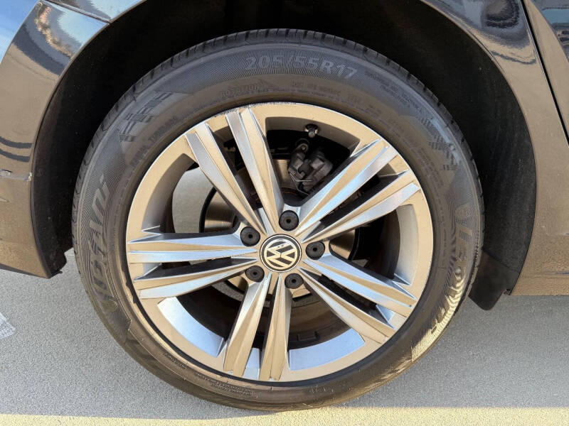 2019 Volkswagen Jetta R-Line