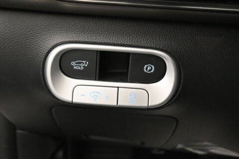 2025 Genesis GV60 Standard