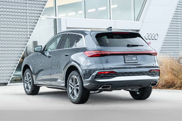 2025 Audi Q5 quattro Premium Plus TFSI