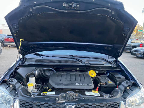 2014 Dodge Grand Caravan SE